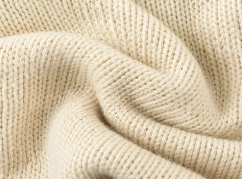Knitted Fabric Forklaret: En teknisk guide til konstruktion, sammensætning og pleje