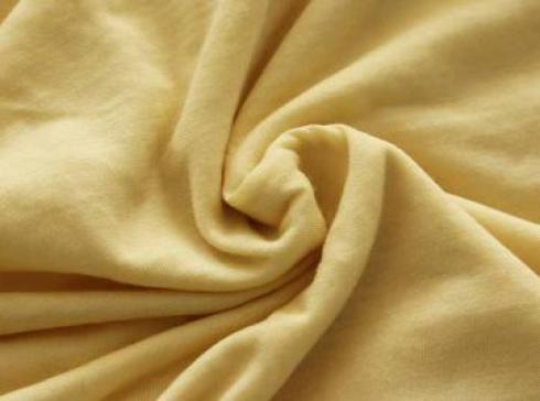 Fleece i hørblanding: Det hyggelige stof, der revolutionerer komfort og stil